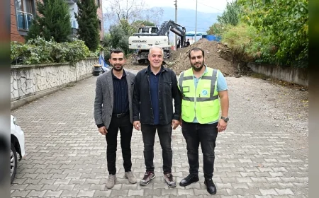 Manisa Büyükşehir Belediye Başkanı Besim Dutlulu: “Kuşlubahçe’de su kesintisi ve tazyik sorununu tamamen bitirmek için 2 yeni sondaj kuyusu açtık, ana vanayı yeniledik”