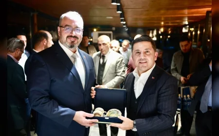 Nevşehir Belediye Başkanı Rasim Arı, Muhtarlar Günü’nde Mahalle Muhtarlarıyla NevMekan’da Buluşarak Talepleri Dinledi