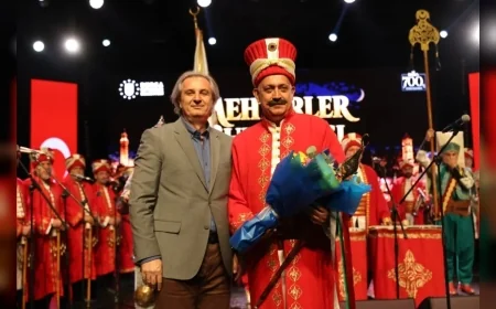 Bursa’nın Fethinin 700. Yılında Mehterler Buluşması Meydanları Coşturdu, Ayna Konseriyle Müzik Şöleni Yaşandı