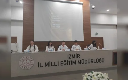 İzmir’de Anadolu Mektebi Yazar Okumaları Projesi 2026-2027 Eğitim Öğretim Yılında Yeniden Başlıyor