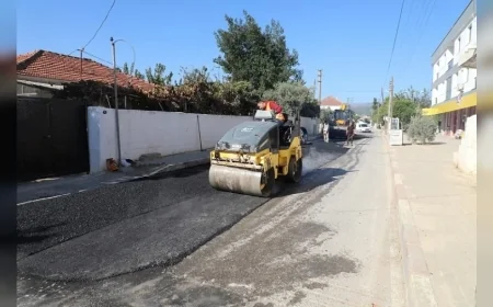 Menderes Belediye Başkan Vekili Asuman Şen’in Başlattığı Asfalt Seferberliği Görece ve Tekeli’de Sürüyor