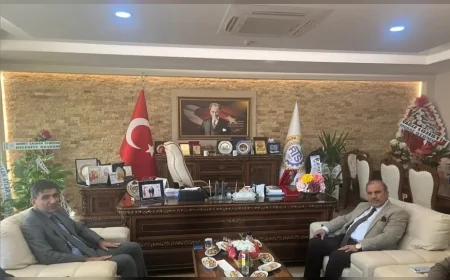 Reyhanlı Kaymakamı Muharrem Coşgun’dan RTSO Başkanı Necmettin Zaroğlu’na Hayırlı Olsun Ziyareti