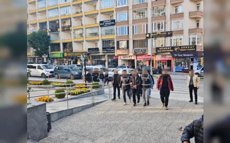 Çorum’da Sanayi Sitesi ve İnşaatlardan 500 Bin Liralık Malzeme Çalan 12 Şüpheli Yakalandı, 4 Kişi Tutuklandı