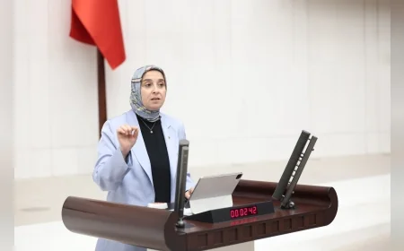 DEVA Partisi Genel Başkan Yardımcısı Elif Esen: “Liste hâlâ ortada yok, ne saklıyorsunuz bizlerden?”