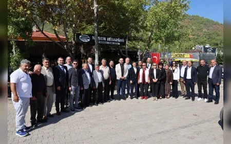 Marmaris Belediye Başkanı Acar Ünlü, 19 Ekim Muhtarlar Günü’nde 30 Mahallenin Muhtarıyla Buluştu!