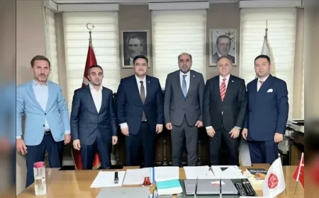 Yeniden Refah Partisi Ümraniye İlçe Başkanı Orçun Şekercioğlu’ndan İstanbul 2 Nolu Baro Başkanı Av. Rıza Saka’ya Hayırlı Olsun Ziyareti