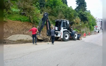 Giresun Belediyesi Güre Mahallesi’nde Öğrenciler İçin 130 Metrelik Yeni Kaldırım Yapımına Başladı