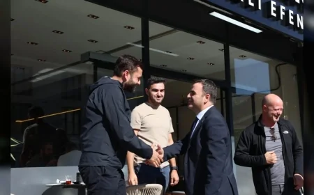 Başiskele Belediye Başkanı M. Yasin Özlü: “Selden Etkilenen Esnafımızın Mağduriyetlerini Gidermek İçin Destek Olacağız”
