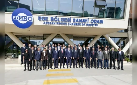İzmir Büyükşehir Belediye Başkanı Dr. Cemil Tugay: “Kısa zamanda çok iş yapmak istiyoruz, bunu yapmak zorundayız”