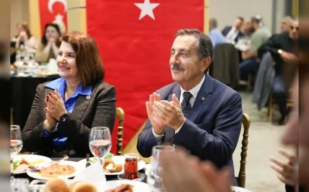 Tepebaşı Belediye Başkanı Dt. Ahmet Ataç: “Önceliğimiz Size ve Mahallelerimize Hizmet Etmek”