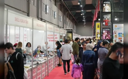 Denizli TÜYAP Kitap Fuarı’nda Ziyaretçi Sayısı 200 Bine Yaklaştı, Yazar Buluşmaları Hafta Sonu da Sürecek