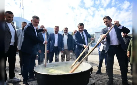 YILDIRIM BELEDİYE BAŞKANI OKTAY YILMAZ: “NEBİ DEDE ÇORBASI GELENEĞİ BİRLİK VE BERABERLİĞİN EN GÜZEL NİŞANESİDİR”