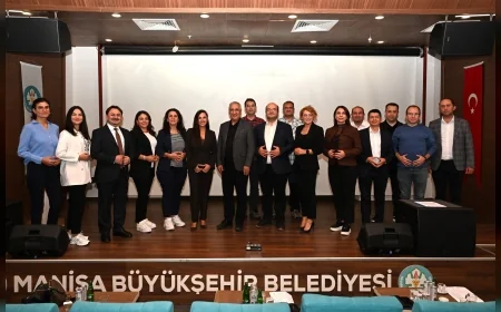 Manisa Celal Bayar Üniversitesi’nin Düzenlediği Yönetici Akademisi Eğitiminde MASKİ Yöneticileri Diksiyon, İletişim ve Liderlik Konularını Ele Aldı