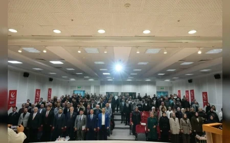 Yeniden Refah Partisi İstanbul 1. Bölge İl Divan Toplantısı Pendik’te Gerçekleştirildi: 14 İlçe Teşkilatı Bir Araya Geldi