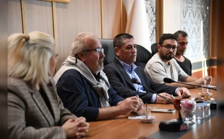 Yunusemre Belediyesi, Temizlik İşleri Saha Ekiplerine Çevre Bilinci ve Vatandaşlarla İletişim Semineri Düzenledi