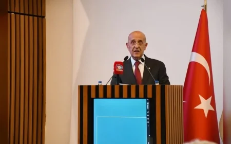 BORSAV Yönetim Kurulu Başkanı Ömer Gökhan Tuncer: “Vakıfların gerçek zenginliği insan hayatına kattıkları değerde yaşar”