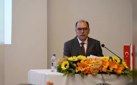 İzmir Ticaret Borsası Meclis Başkanı Bülent Uçak: “Maliyetler yüksek, fiyatlar düşük ve üreticimiz para kazanamıyor”