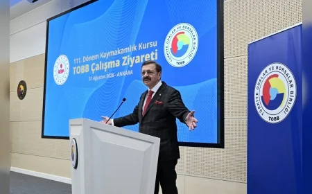 TOBB Başkanı M. Rifat Hisarcıklıoğlu: “Cumhuriyetimiz Bizi Medeniyet Yarışında En İleri Taşıyacak Ortak Değerimizdir”