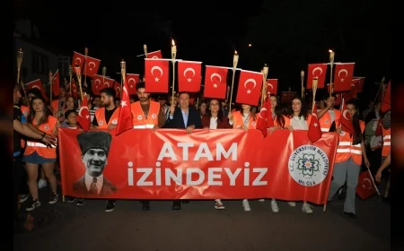 Muğla Büyükşehir Belediye Başkanı Ahmet Aras: “Yaşasın Cumhuriyet”