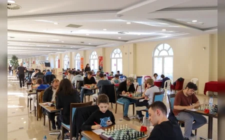 Eskişehir’de Cumhuriyet Satranç Turnuvası 128 Sporcunun Katılımıyla Tamamlandı
