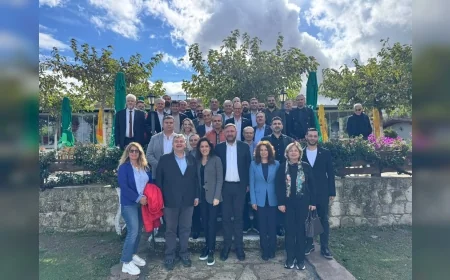CHP İzmir İl Başkanı Utku Gümrükçü: “Çeşme’nin rant uğruna talan edilmesine göz yummayacağız”