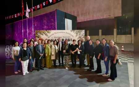 Yunusemre’de Türkiye’nin İlk Giritliler Kültür Festivali Düzenlendi, Girit’in Tarihi ve Gelenekleri Manisalılarla Buluştu