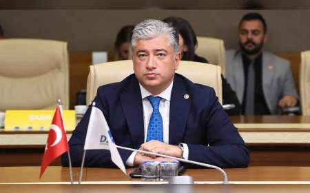 DEVA Partisi Genel Başkan Yardımcısı Sadullah Kısacık: “Türkiye Büyük Millet Meclisinin denetim görevi test edilmektedir”