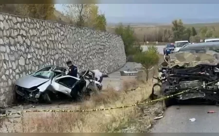 Çorum Alaca’da İki Otomobilin Çarpıştığı Feci Kazada 9 Yaşındaki Çocukla Birlikte 4 Kişi Hayatını Kaybetti