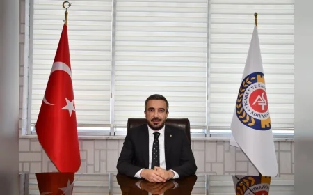 Adıyaman Ticaret ve Sanayi Odası Başkanı Mehmet Torunoğlu: “Cumhuriyetimizi Korumak ve Gelecek Nesillere Aktarmak Ortak Sorumluluğumuzdur”