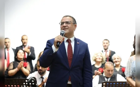 Derince Belediye Başkanı Av. Sertif Gökçe: “Cumhuriyetimizin kazanımlarını korumak ve çocuklarımıza daha aydınlık bir gelecek bırakmak için çalışmalıyız”