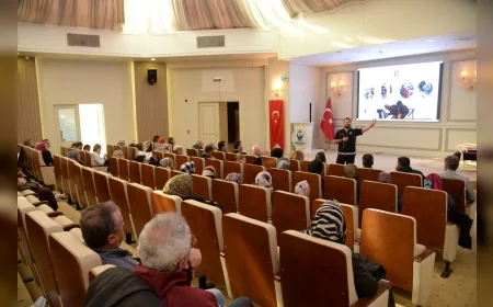 Kahramankazan Belediyesinden Bağımlılıkla Mücadelede Aileleri Bilinçlendiren Farkındalık Semineri!