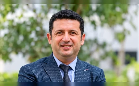 DAÜ Öğretim Üyesi Prof. Dr. İzzet Sakallı: “Uluslararası Araştırmacılar Arasındaki İş Birliğini Güçlendirmeyi Amaçlıyorum”