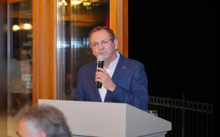 Ayvalık Belediye Başkanı Mesut Ergin: “Birlik ve beraberlikle büyüteceğimiz nice festivallerde bir arada olmak dileğiyle”