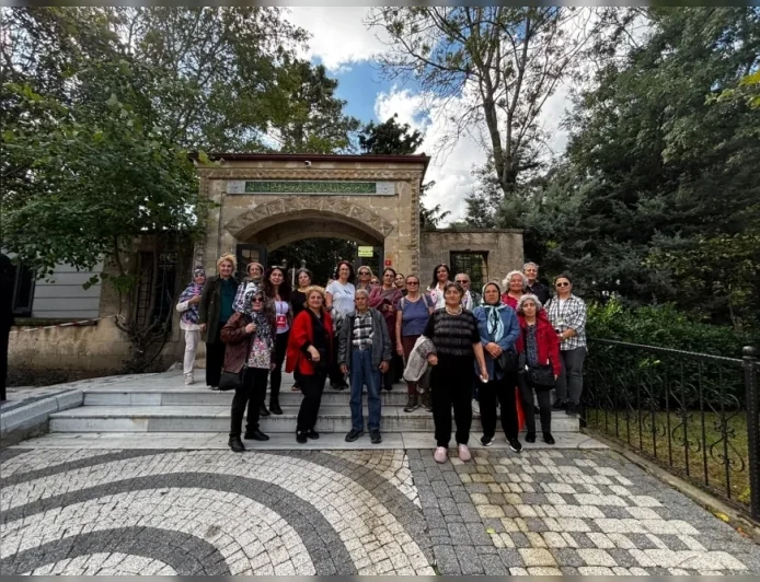 Maltepe Belediyesi 50 yaş üstü vatandaşları İstanbul’un tarihi noktalarında buluşturdu