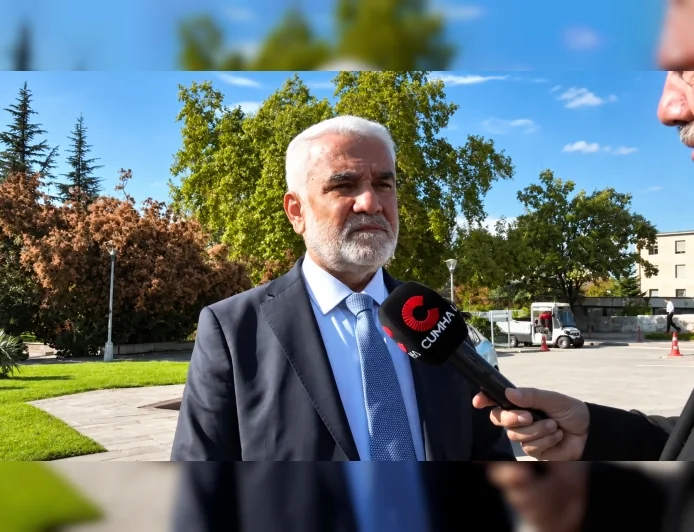 HÜDA PAR Genel Başkanı Zekeriya Yapıcıoğlu: “Sıfırdan bir anayasa yazılmalı”