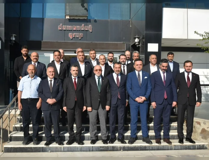 Elazığ Ticaret Borsası Başkanı Mehmet Ali Dumandağ, Adalet Bakan Yardımcısı Abdullah Aydoğdu ve İl Protokolünü Ağırladı