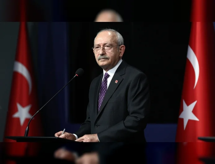 CHP Genel Başkanı Kemal Kılıçdaroğlu: “Gazetecilerin önünden çekilin, haberleri engellemeyin”