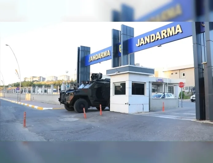 İçişleri Bakanlığı: “16 ilde DEAŞ terör örgütüne yönelik operasyonlarda 51 şüpheli yakalandı”