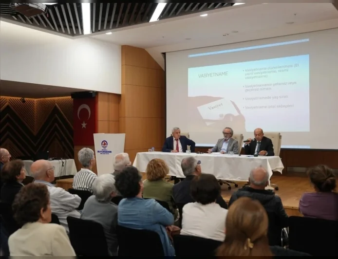 Denizli Büyükşehir Belediyesi Dünya Yaşlılar Günü’nde “Yaşlı Hakları ve Hukuku” Söyleşisi Düzenledi