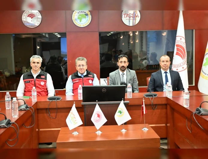 Tarım ve Orman Bakanlığı Daire Başkanı Selim Kaplan Başkanlığında İzmir’de Gıda Denetimleri Değerlendirildi