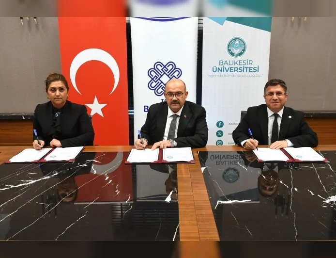 Balıkesir Valiliği Öncülüğünde Yaşlı Hizmetlerinde Bilim, Sağlık ve Sosyal Hizmetleri Buluşturan İş Birliği