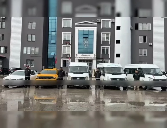 İçişleri Bakanlığı: “Yüksekova Merkezli 5 İlde 5 Milyar TL’lik Mal Varlığına El Konuldu”