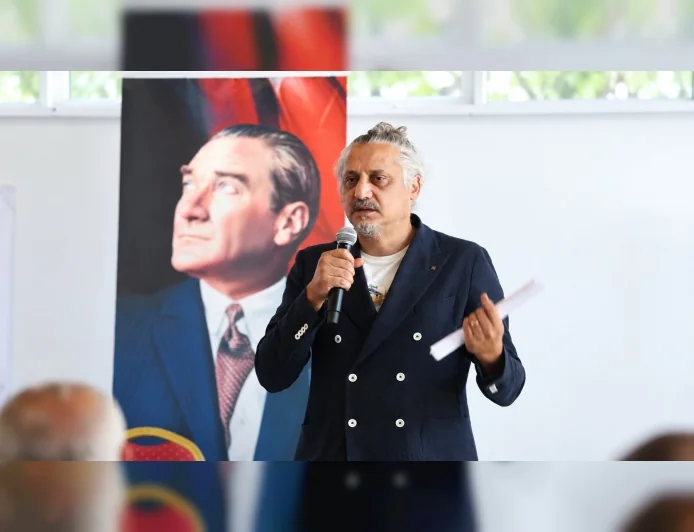 Yukatel Denizli Basket Başkanı Veli Deveciler: “Biz bir kombine alın diyoruz, ses yok! Memleket var, memleket var…”