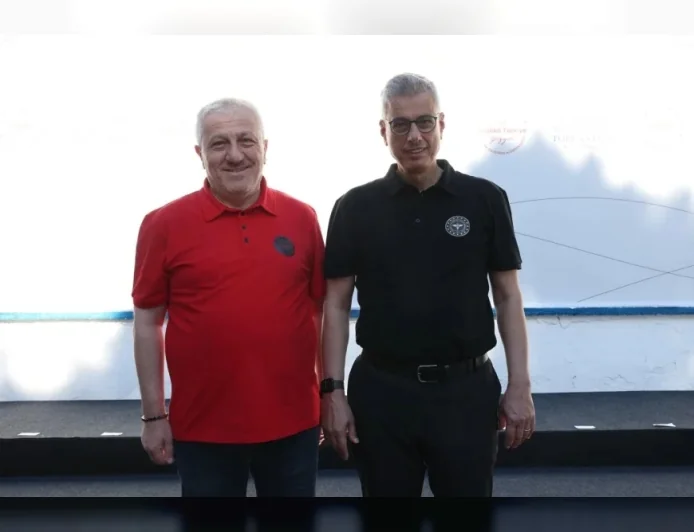 Kastamonu İl Sağlık Müdürü Dr. Fevzi Yavuzyılmaz, İzmir’de Düzenlenen İl Sağlık Müdürleri Toplantısı’na Katıldı
