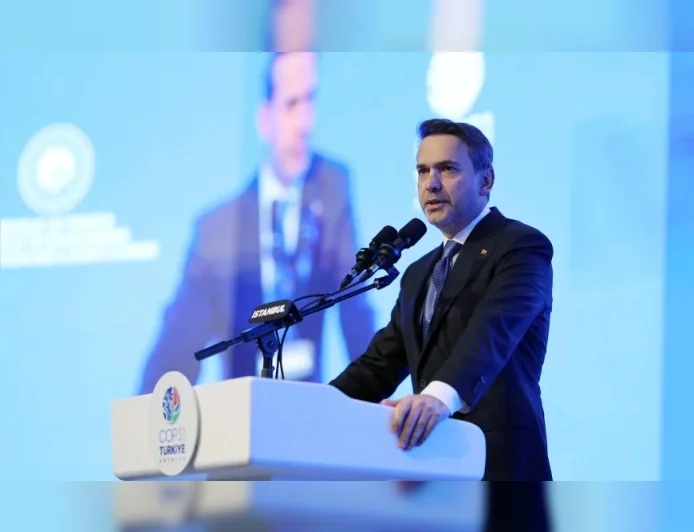 Enerji ve Tabii Kaynaklar Bakanı Alparslan Bayraktar: “Enerji Güvenliği Bir Numaralı Öncelik Haline Gelecektir”