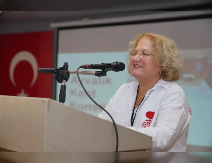 Ayvalık Kent Konseyi Başkanı Füsun Atay: “Ayvalık hepimizin, sözümüz ortak, kentimiz ortak, geleceğimiz ortak”