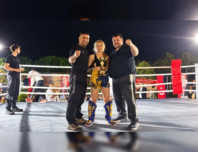 Söke Belediyesi Kurs Merkezi Sporcusu Defne Gül Denizli’de Rakibini Mağlup Ederek Bir Kez Daha Şampiyon Oldu
