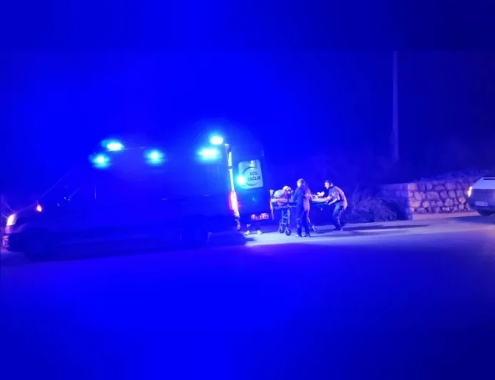 Çorum-Osmancık Kara Yolunda Motosiklet Şarampole Devrildi, Karı Koca Yaralandı