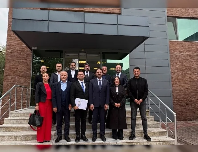 Çorum TSO Başkan Adayı Erkan Dalyan ve Ekibi ECE Holding Yönetim Kurulu Başkanı Erdem Çenesiz ile Sanayinin Geleceğini Görüştü