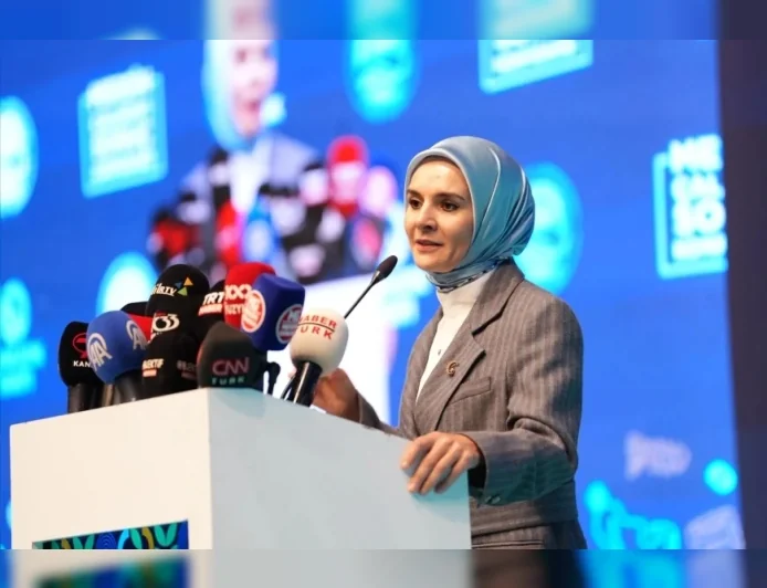 Aile ve Sosyal Hizmetler Bakanı Mahinur Özdemir Göktaş: “Bugün Mersin geleceğine dair çok büyük bir adım atıyor”